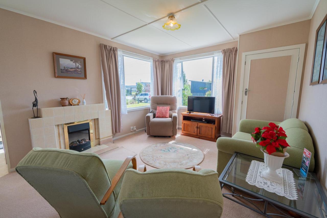 Rustlein Cottage - Te Anau Holiday Home Exterior foto